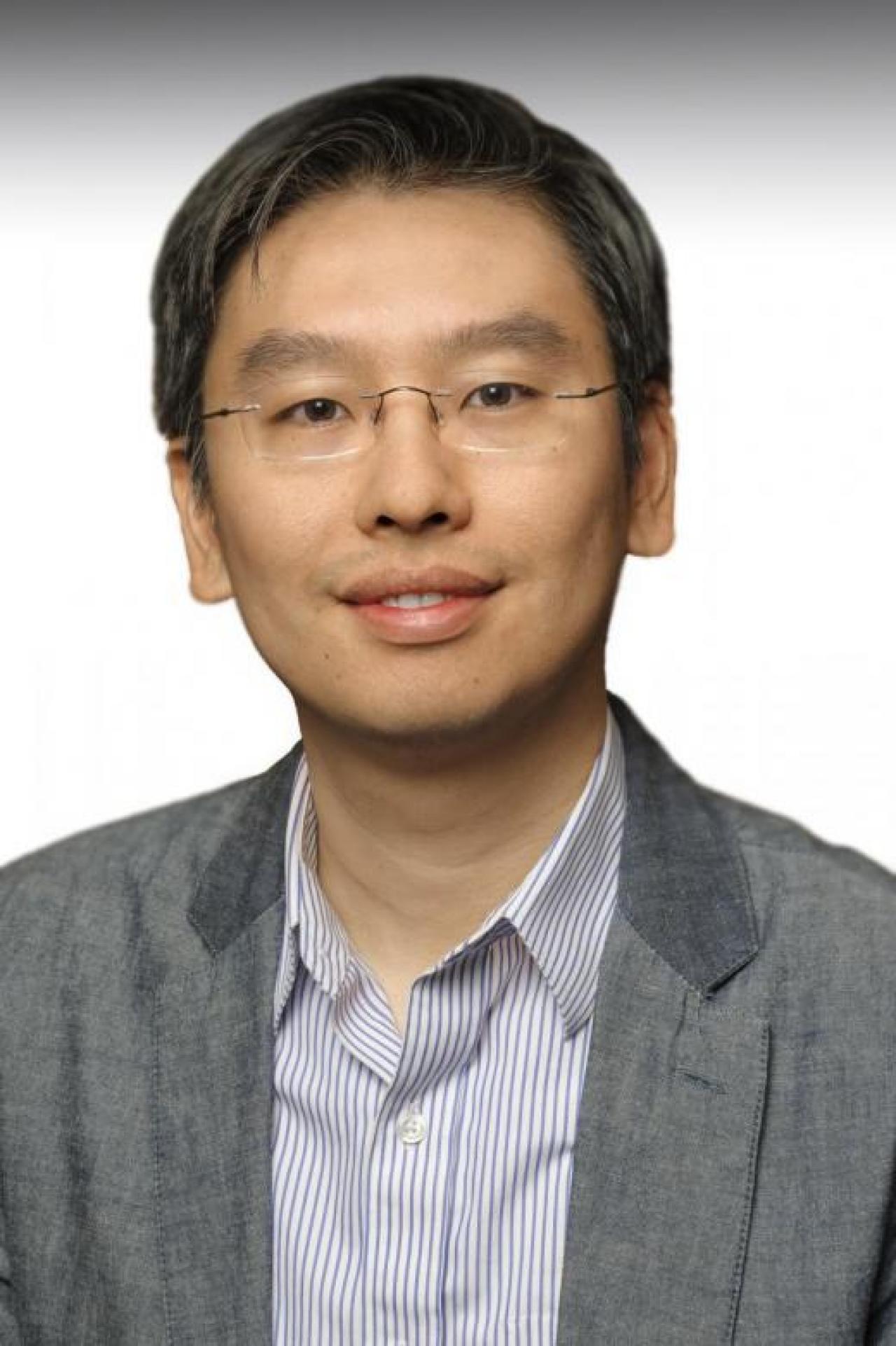 Headshot of Harris Wang, PhD