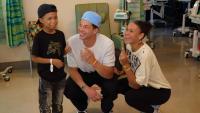 Ben Shelton (center) and Trinity Rodman (right) with a young cancer patient at Columbia University Irving Medical Center and NewYork-Presbyterian Morgan Stanley Children’s Hospital of Children’s Hospital of New York. Photo by Rudy Diaz